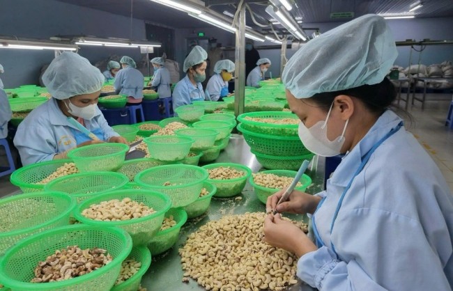 Khẳng định vai trò của công nhân trong thời kỳ mới