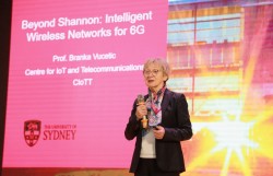 Hướng tới mạng truyền thông hỗn hợp thế hệ mới