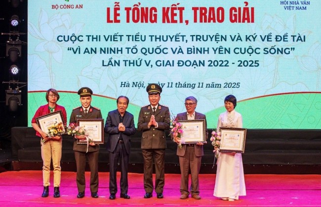 Văn học đã bắt nhịp, mở rộng phạm vi phản ánh về người lính Công an Nhân dân  trong kỷ nguyên số