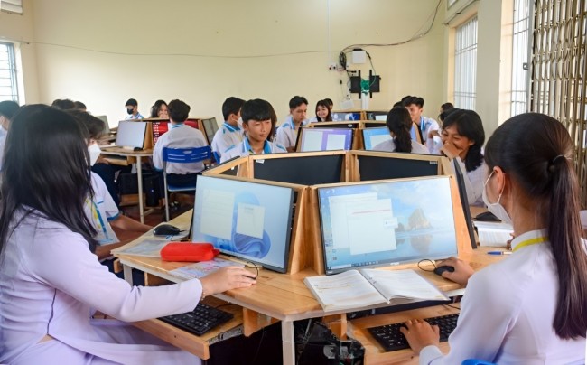 Ngành Giáo dục Cà Mau quyết tâm nâng cao chất lượng toàn diện