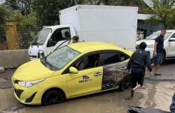 Đà Nẵng: Đường cạnh Trạm BOT Quốc lộ 1 lại hư hỏng sau lũ