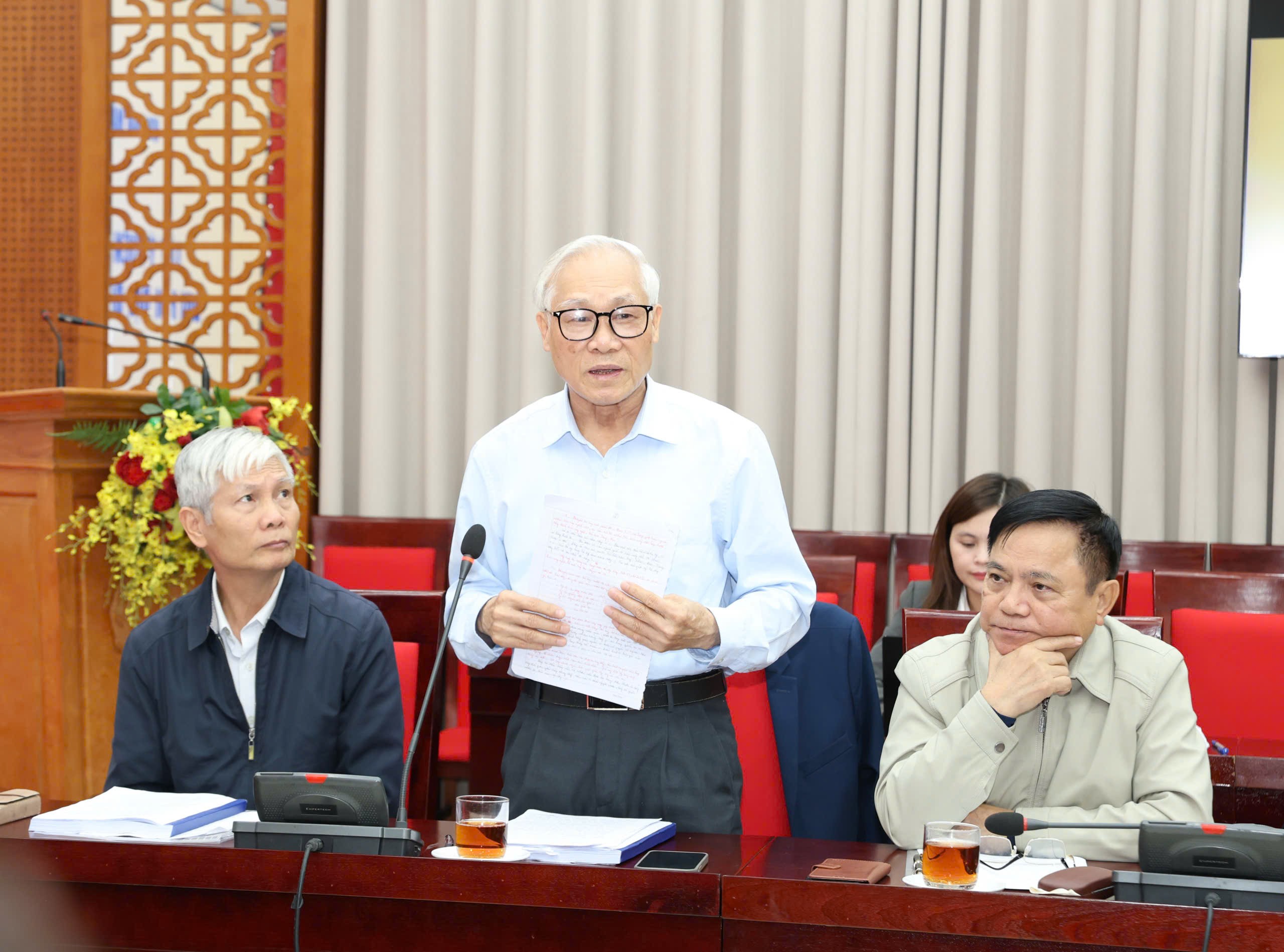 hủ nhiệm Hội đồng Tư vấn dân chủ - pháp luật của Ủy ban Mặt trận Tổ quốc Việt Nam thành phố Hà Nội Phạm Ngọc Thảo