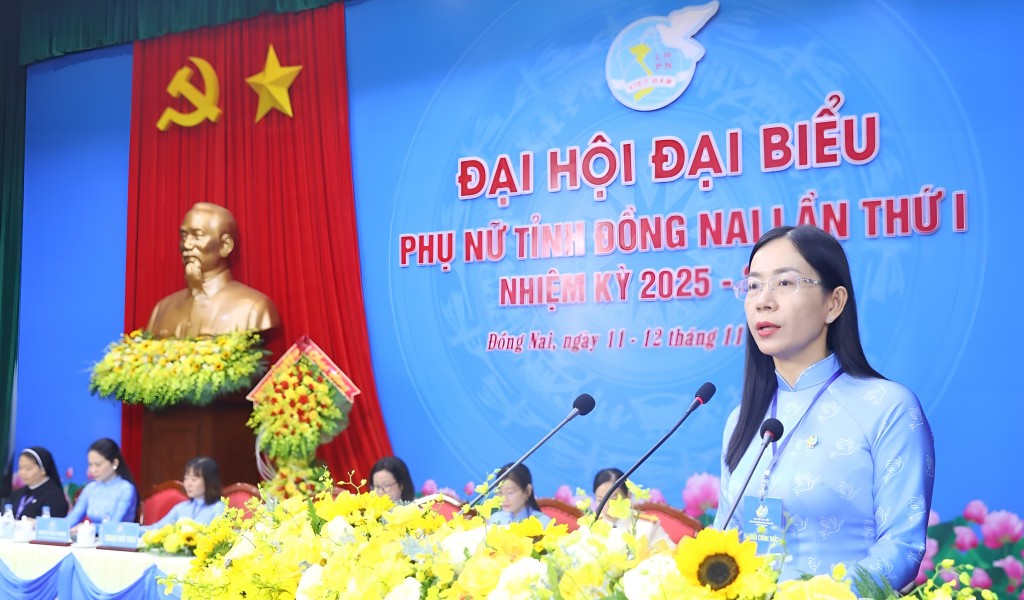 Tỉnh ủy viên, Phó Chủ tịch Ủy ban MTTQ Việt Nam tỉnh, Chủ tịch Hội LHPN tỉnh Đồng Nai Lê Thị Thanh Loan phát biểu khai mạc Tỉnh ủy viên, Phó Chủ tịch Ủy ban MTTQ Việt Nam tỉnh, Chủ tịch Hội LHPN tỉnh Đồng Nai Lê Thị Thanh Loan phát biểu khai mạc