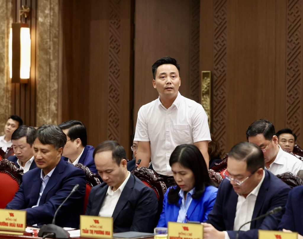 Trao thực quyền gắn với trách nhiệm, tạo chuyển biến thực chất Trao thực quyền gắn với trách nhiệm, tạo chuyển biến thực chất