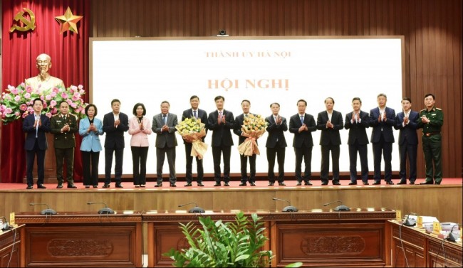 Phân công nhiệm vụ cho hai Ủy viên Ban Thường vụ Thành ủy