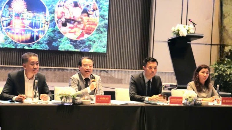 Các Đại biểu tại Hội thảo đã đưa ra những giải pháp, định hướng phát triển kinh tế đêm. Các Đại biểu tại Hội thảo đã đưa ra những giải pháp, định hướng phát triển kinh tế đêm.