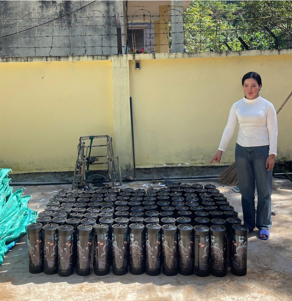 Bắt giữ 2 đối tượng vận chuyển trái phép 200 bình khí Bắt giữ 2 đối tượng vận chuyển trái phép 200 bình khí