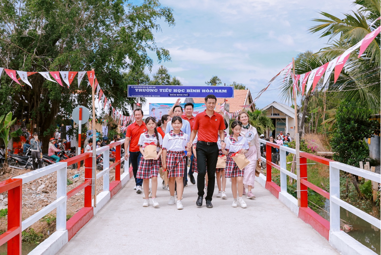 Chiếc cầu nối nhịp tri thức thứ 12 được khánh thành tại Tây Ninh trong năm 2025