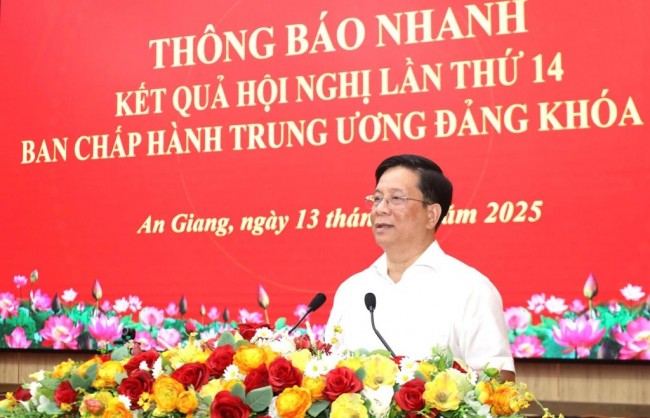 Hơn 13.600 đại biểu dự Hội nghị thông báo nhanh kết quả Hội nghị Trung ương 14 khóa XIII