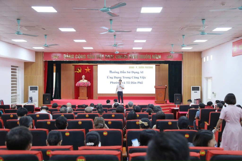 Thầy giáo 9X hóa giải “nỗi sợ” chuyển đổi số