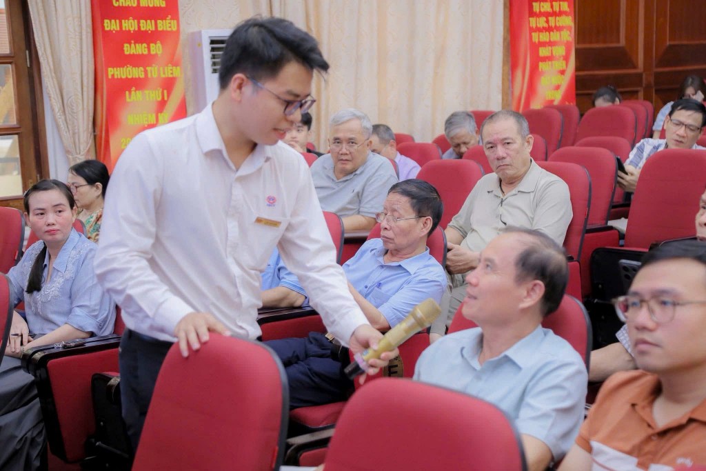 Thầy giáo 9X hóa giải “nỗi sợ” chuyển đổi số