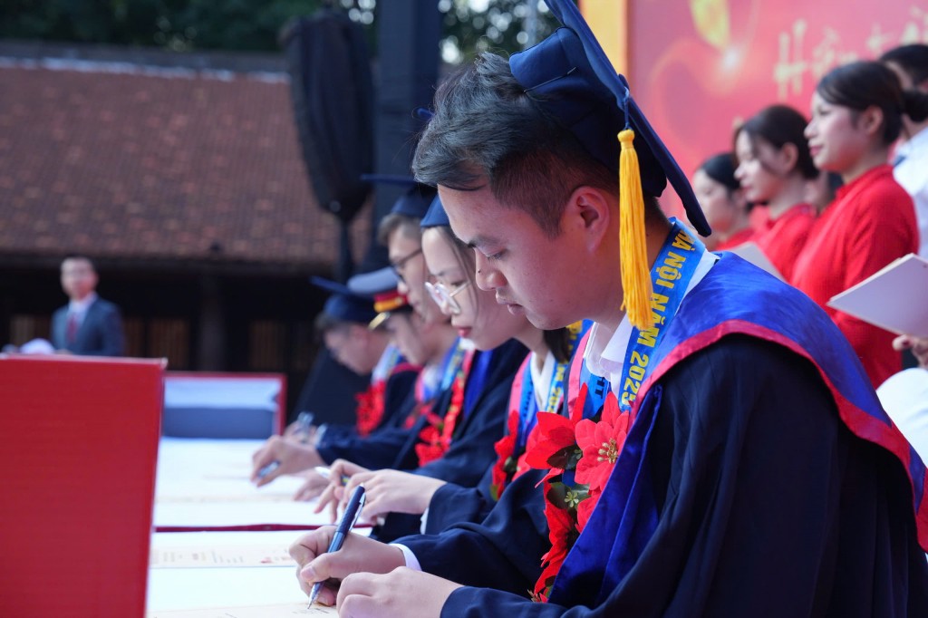 Khẳng định tư duy, chiến lược trọng dụng nhân tài