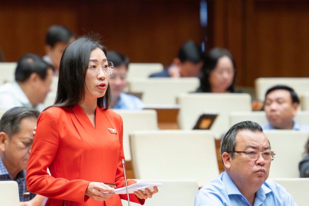 Cần có biện pháp bảo vệ trẻ em trước hoạt động livestream bán hàng Cần có biện pháp bảo vệ trẻ em trước hoạt động livestream bán hàng