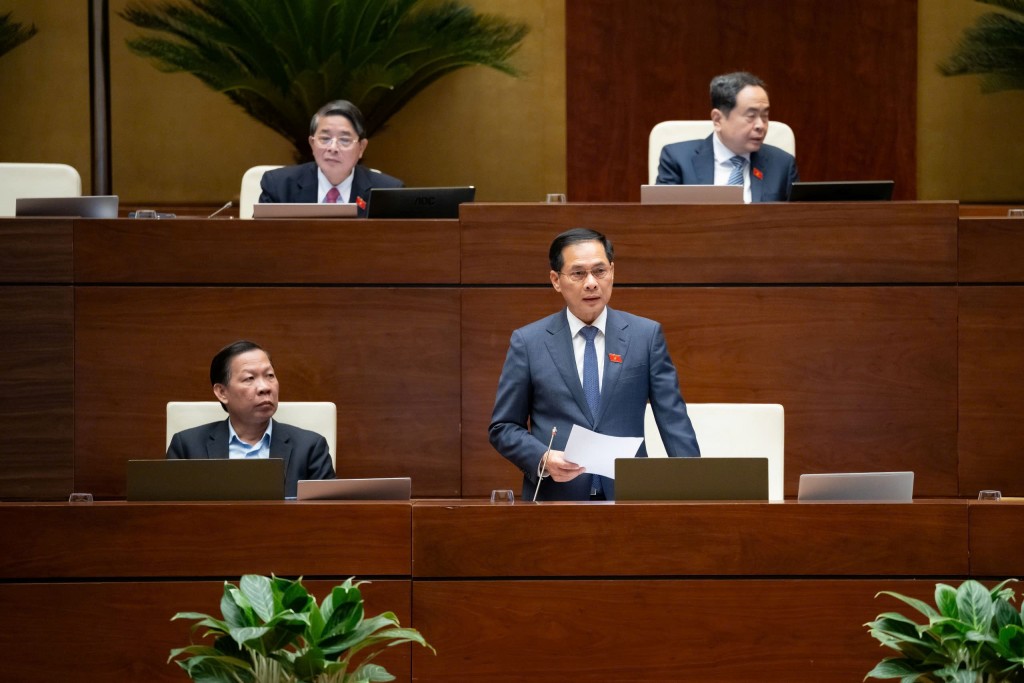 Cần có biện pháp bảo vệ trẻ em trước hoạt động livestream bán hàng Cần có biện pháp bảo vệ trẻ em trước hoạt động livestream bán hàng