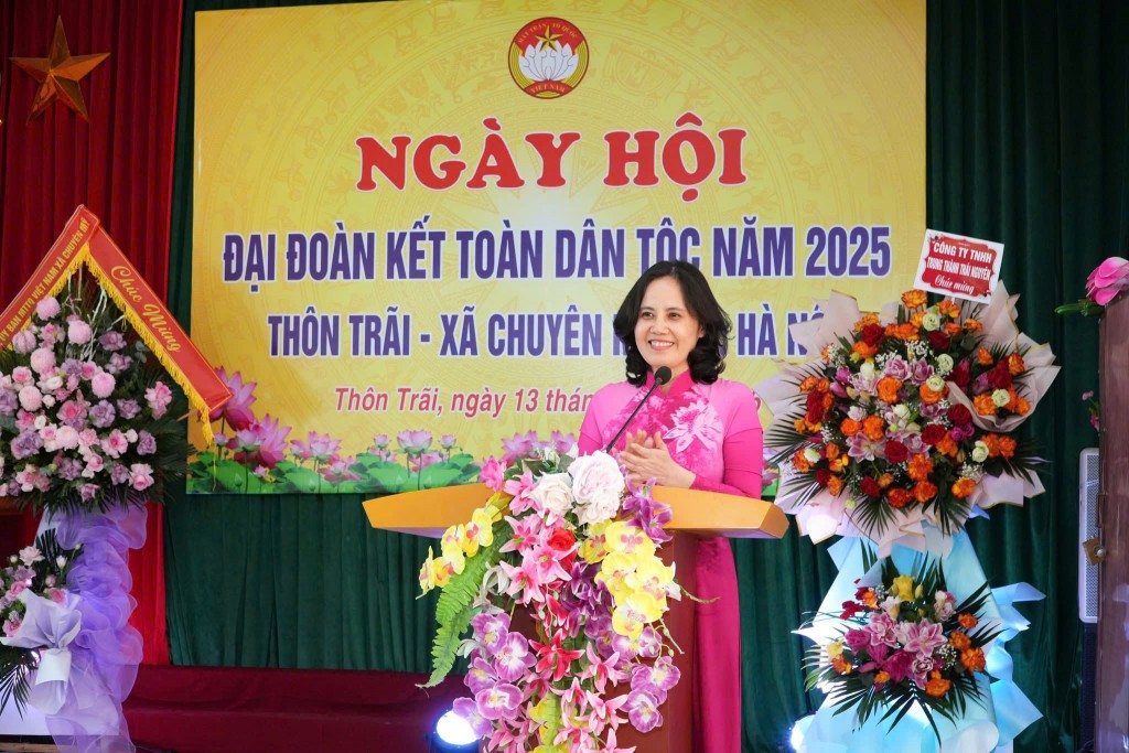 Đồng chí Đỗ Thị Thanh Xuân, Chủ tịch Ủy ban MTTQ xã Chuyên Mỹ phát biểu tại sự kiện