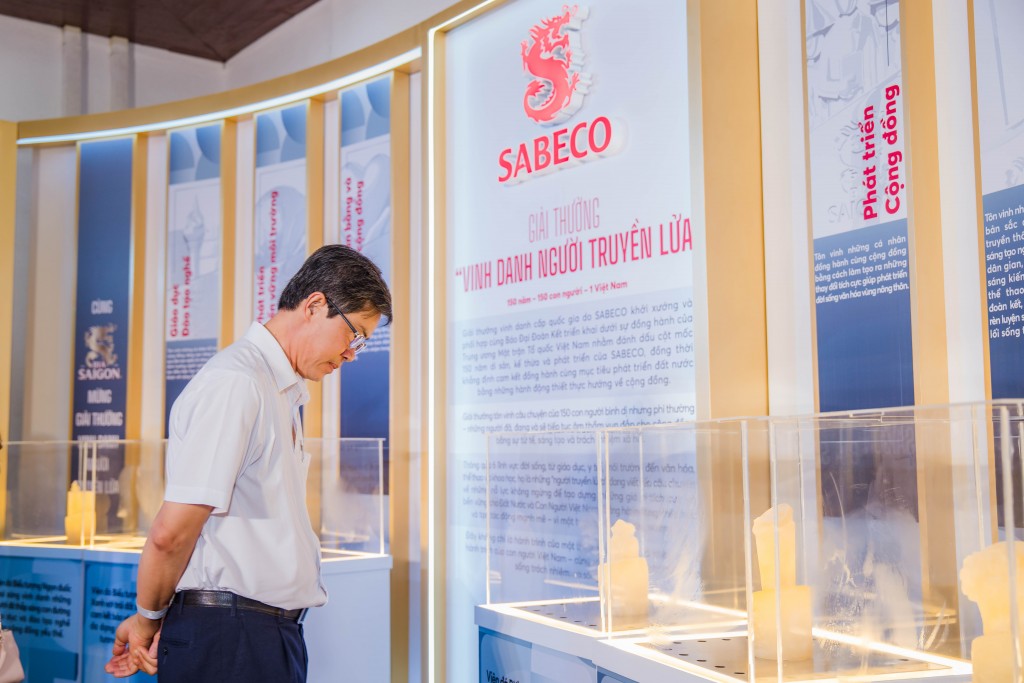 Hành trình Di sản kết nối qua những câu chuyện của người Việt Hành trình Di sản kết nối qua những câu chuyện của người Việt