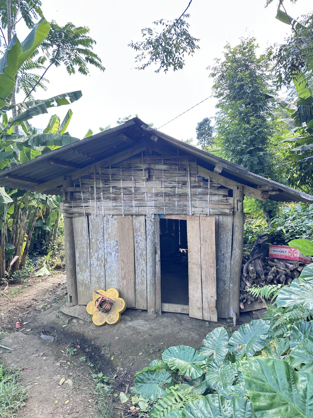 Thực trạng điểm trường Khau Tùm (Nhà bếp)