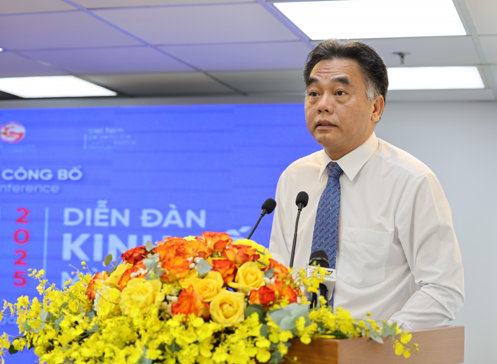 ông Nguyễn Lộc Hà - Phó Chủ tịch UBND TP Hồ Chí Minh phát biểu tại buổi họp báo ông Nguyễn Lộc Hà - Phó Chủ tịch UBND TP Hồ Chí Minh phát biểu tại buổi họp báo