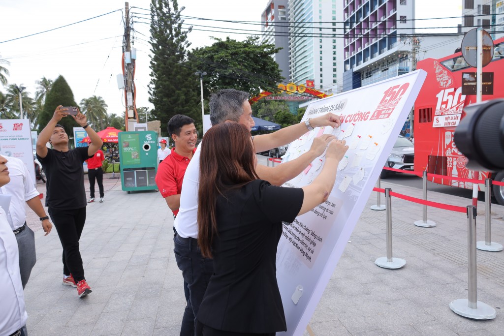 Hành trình Di sản kết nối qua những câu chuyện của người Việt