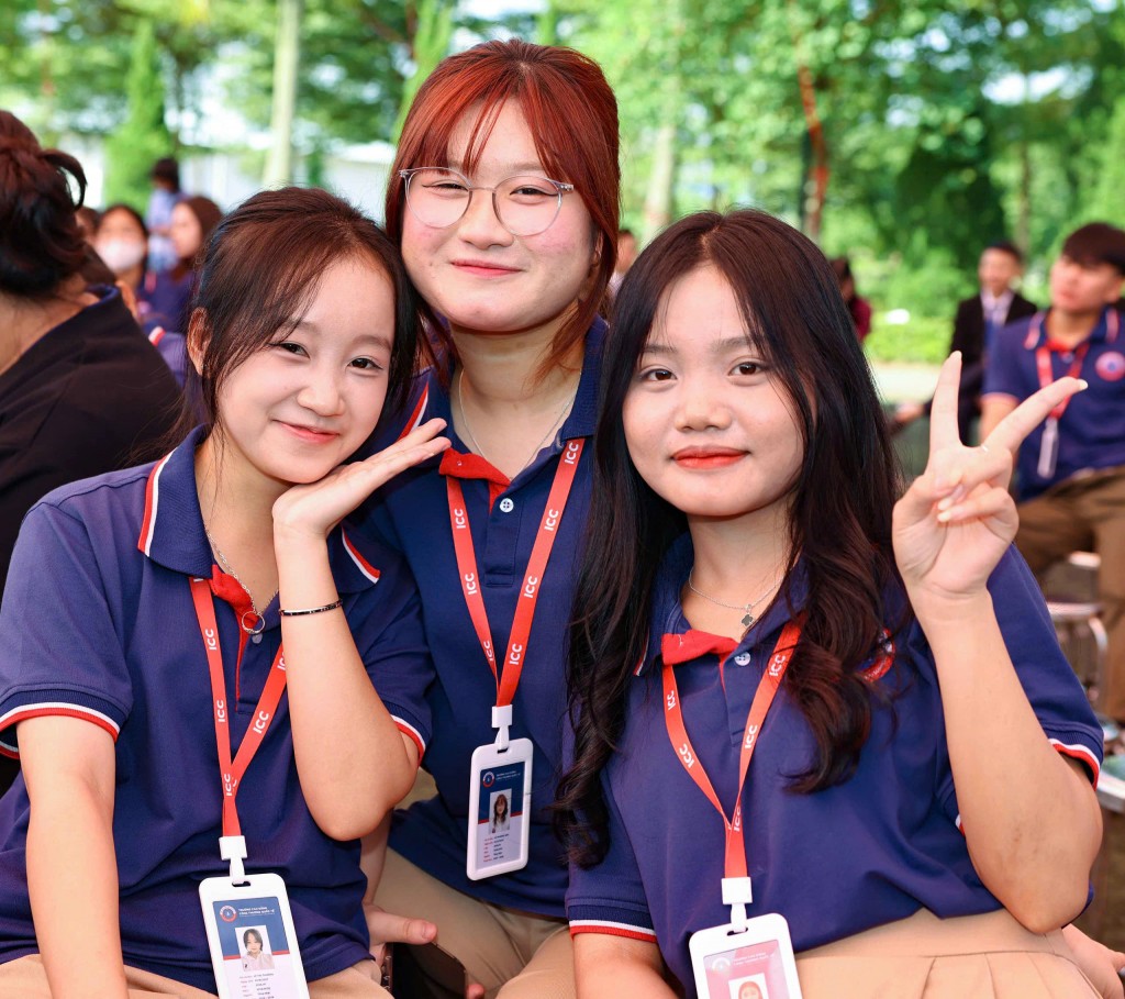 Khởi động năm học mới với tinh thần hội nhập, làm chủ nghề nghiệp Khởi động năm học mới với tinh thần hội nhập, làm chủ nghề nghiệp