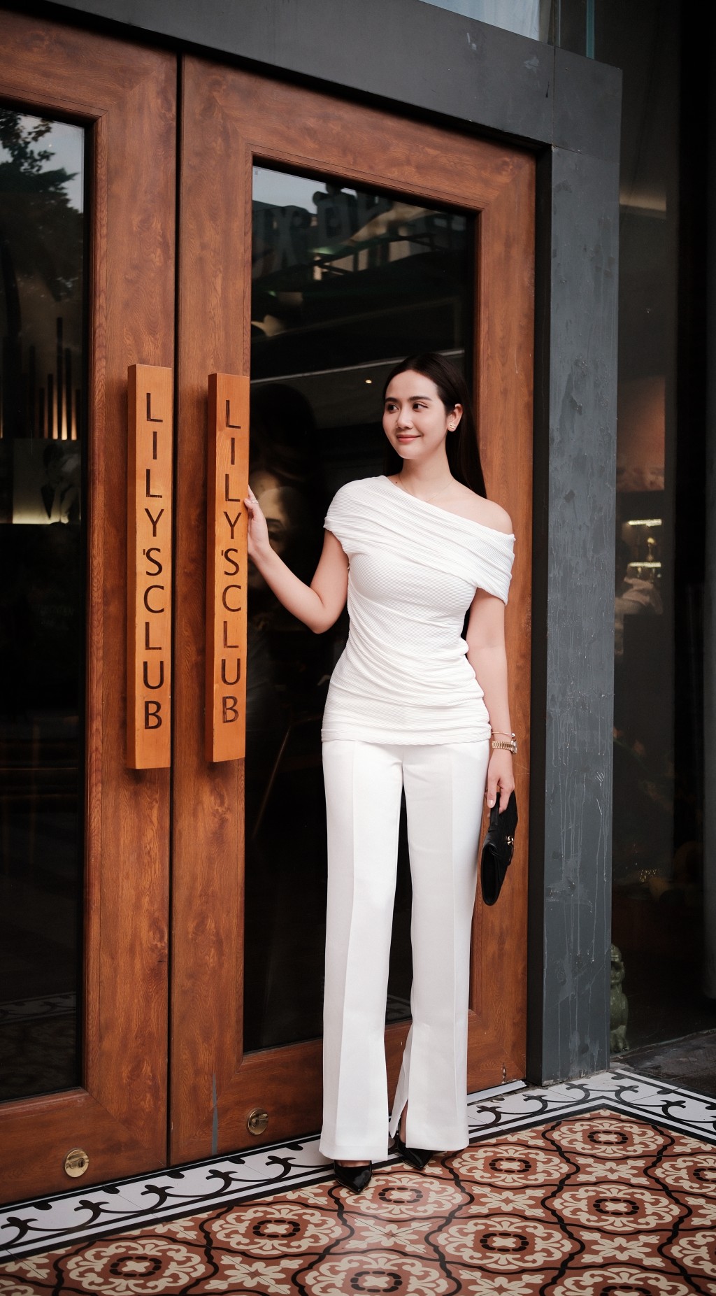 Bí quyết để Phan Minh Huyền đẹp từng centimet trên màn ảnh Bí quyết để Phan Minh Huyền đẹp từng centimet trên màn ảnh