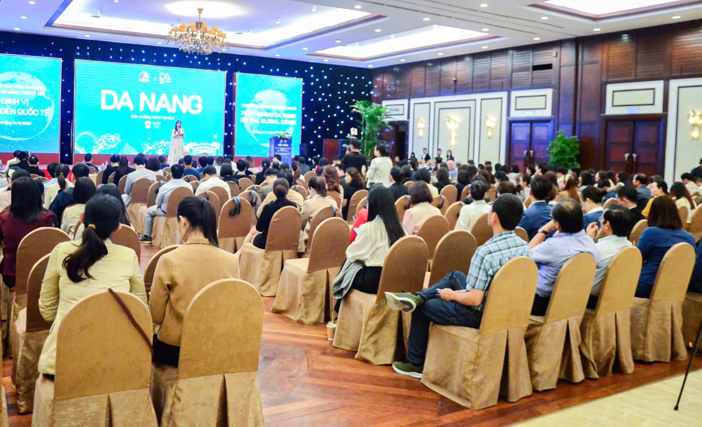 Toàn cảnh hội thảo “Xúc tiến, Quảng bá du lịch Đà Nẵng thời kỳ mới - Định vị điểm đến quốc tế”