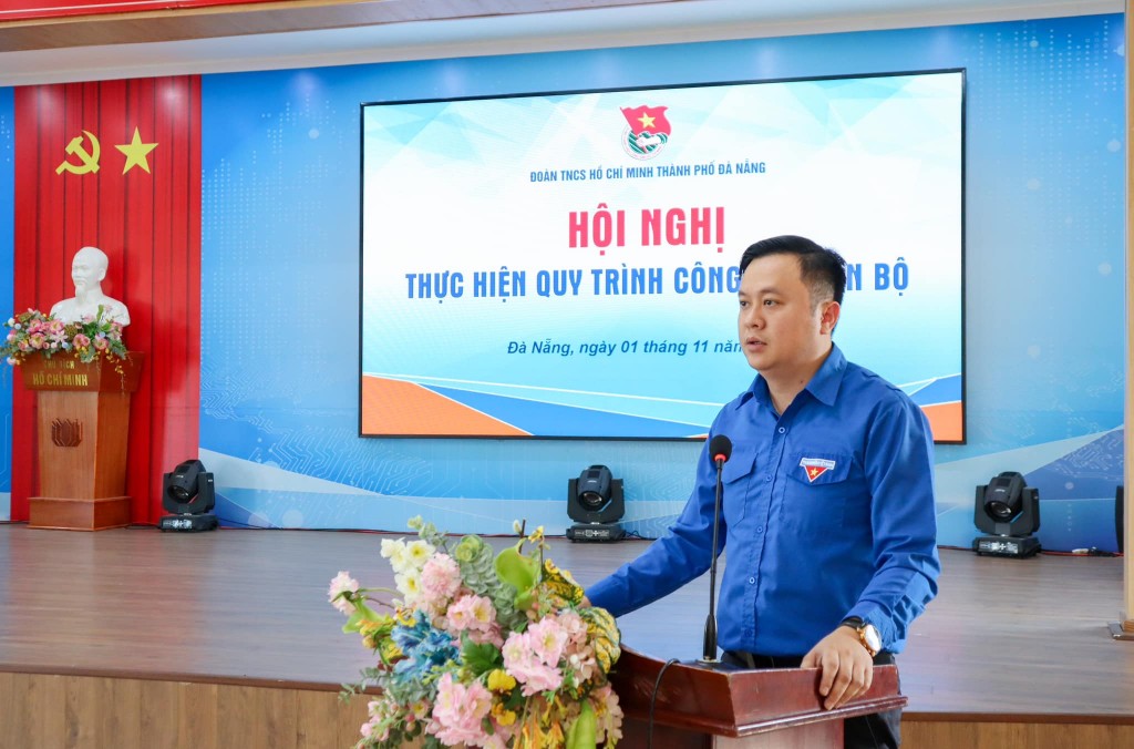 Phó Chủ tịch Uỷ ban Mặt trận Tổ quốc Việt Nam thành phố - Bí thư Thành Đoàn Đà Nẵng Lê Công Hùng Phó Chủ tịch Uỷ ban Mặt trận Tổ quốc Việt Nam thành phố - Bí thư Thành Đoàn Đà Nẵng Lê Công Hùng