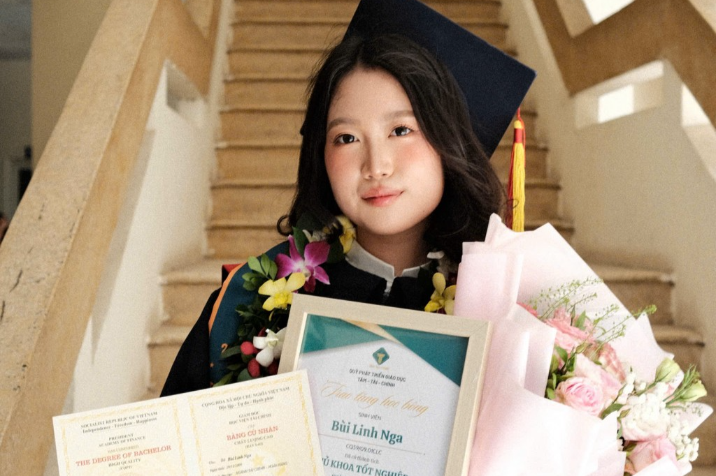 Thủ khoa Hà Nội 2025: Bản lĩnh, tri thức và khát vọng cống hiến Thủ khoa Hà Nội 2025: Bản lĩnh, tri thức và khát vọng cống hiến