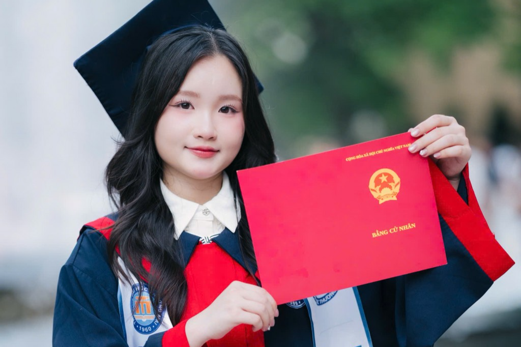 Thủ khoa Hà Nội 2025: Bản lĩnh, tri thức và khát vọng cống hiến Thủ khoa Hà Nội 2025: Bản lĩnh, tri thức và khát vọng cống hiến