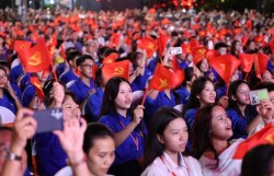 Dựng xây đất nước từ những giá trị bình yên của làng quê Việt