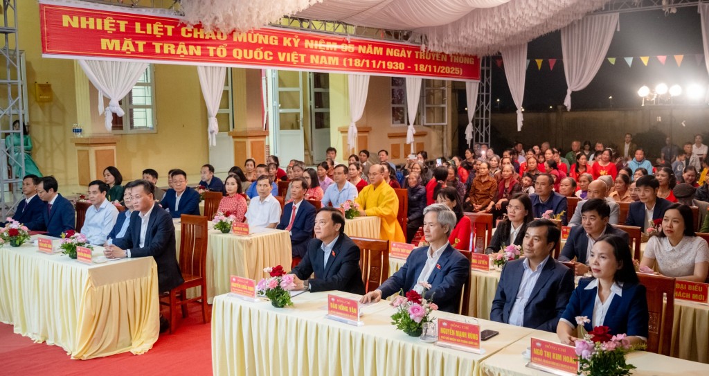 Lan tỏa tinh thần đại đoàn kết toàn dân tộc tại khu dân cư Đới Khê