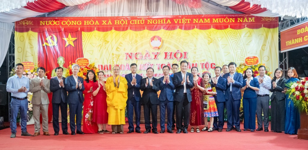 Lan tỏa tinh thần đại đoàn kết toàn dân tộc tại khu dân cư Đới Khê