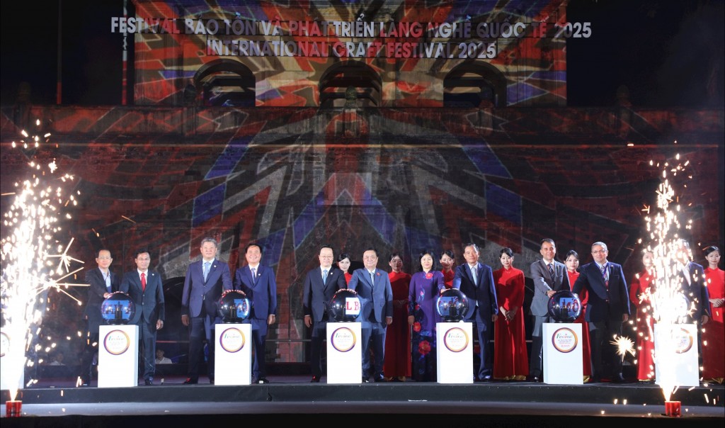 Đưa văn hóa trở thành nguồn lực nội sinh, động lực cho phát triển bền vững