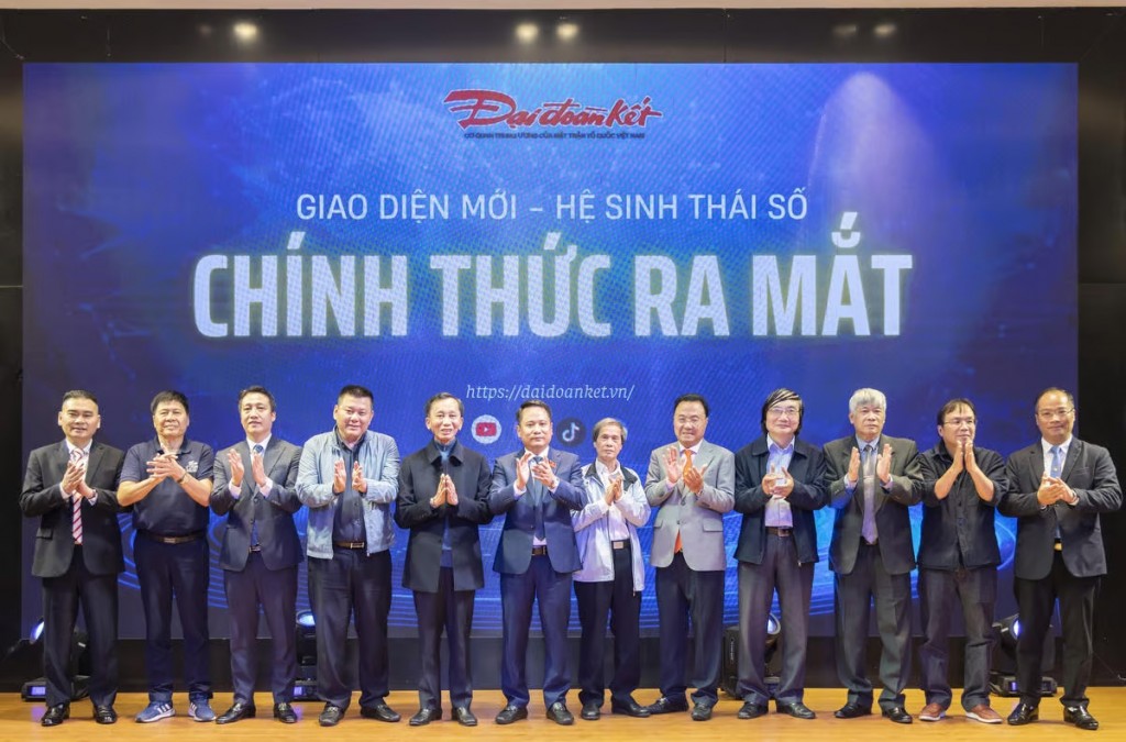 Lễ ra mắt giao diện mới và hệ sinh thái số Báo Đại đoàn kết Lễ ra mắt giao diện mới và hệ sinh thái số Báo Đại đoàn kết