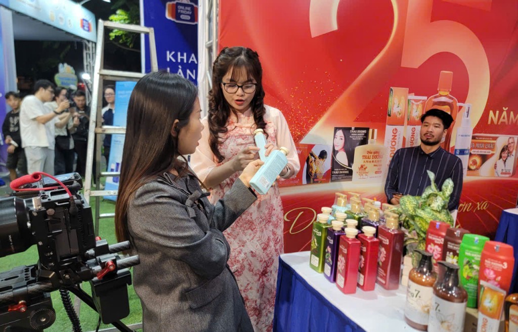 Lan tỏa thông điệp về tiêu dùng thông minh, trách nhiệm và bền vững