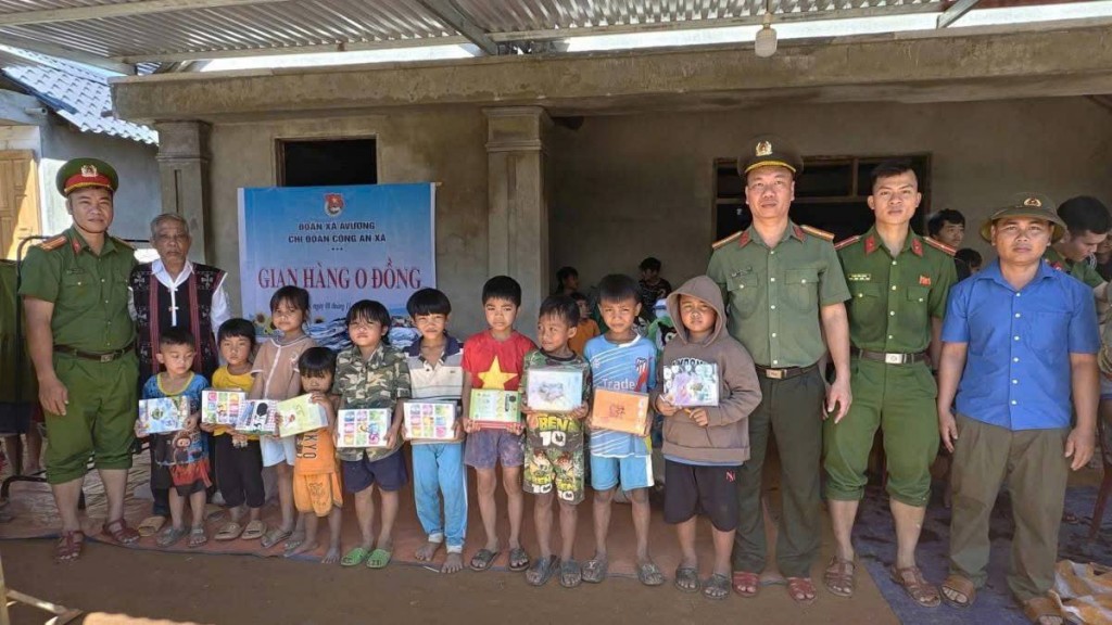 Băng rừng, vượt suối mở