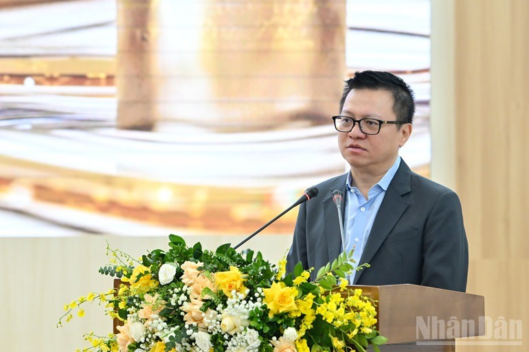 Đồng chí Lê Quốc Minh, Tổng Biên tập Báo Nhân Dân phát biểu tại Vòng chung kết Đồng chí Lê Quốc Minh, Tổng Biên tập Báo Nhân Dân phát biểu tại Vòng chung kết