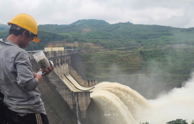 Thủy điện Sông Tranh 2 xả tràn từ 220 - 1.500m3/s