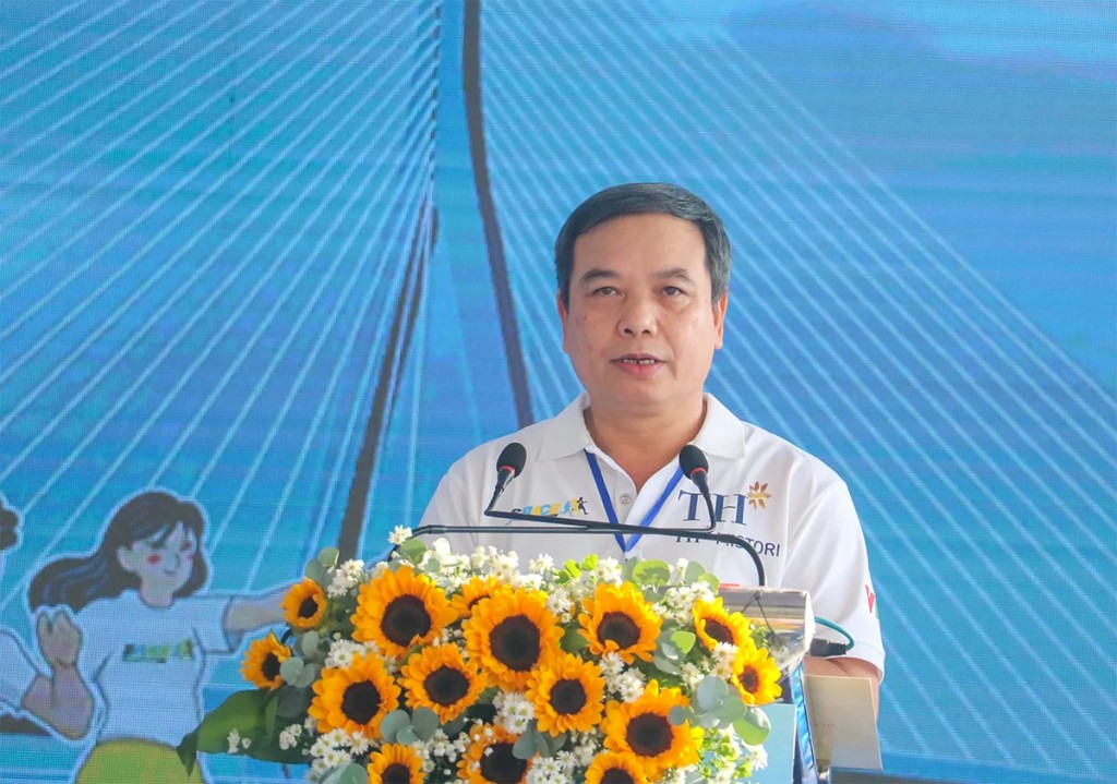 Vụ trưởng Vụ Học sinh, sinh viên Hoàng Đức Minh phát biểu tại sự kiện.