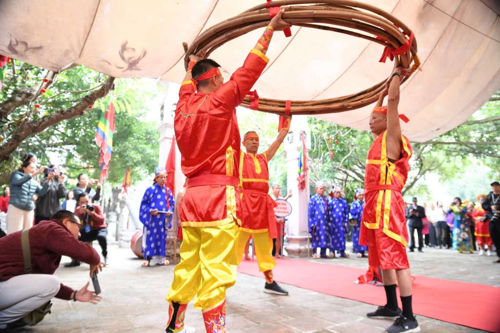 Những hình thức kéo co phong phú Những hình thức kéo co phong phú