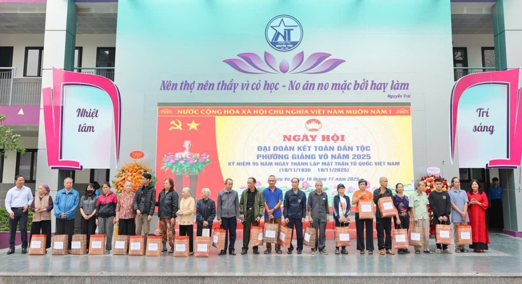 Phường Giảng Võ phát huy sức mạnh khối đại đoàn kết toàn dân tộc