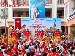 Tiếp nối trang sử vàng Thăng Long học hiệu