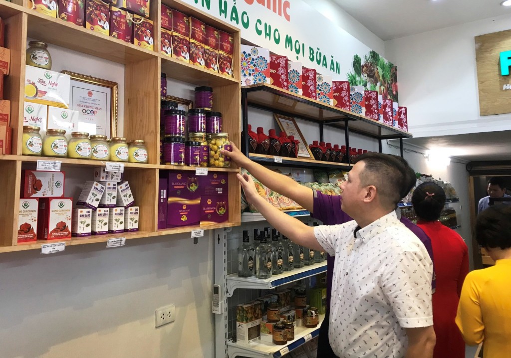 Khơi dậy và lan tỏa niềm tự hào hàng Việt Nam Khơi dậy và lan tỏa niềm tự hào hàng Việt Nam