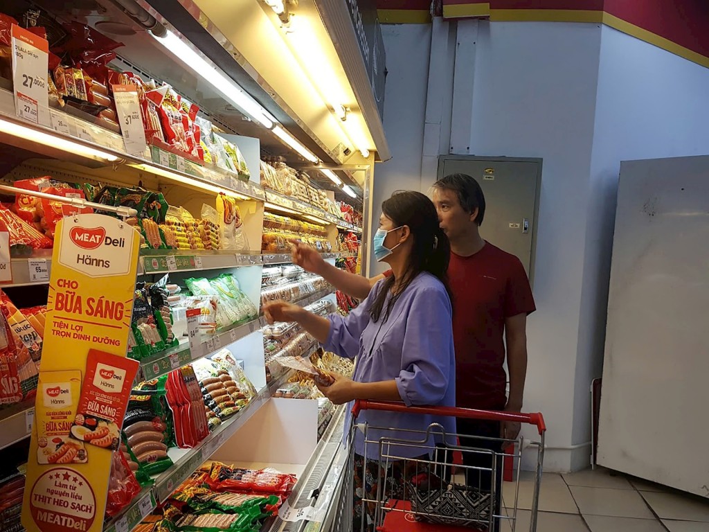 Khơi dậy và lan tỏa niềm tự hào hàng Việt Nam Khơi dậy và lan tỏa niềm tự hào hàng Việt Nam