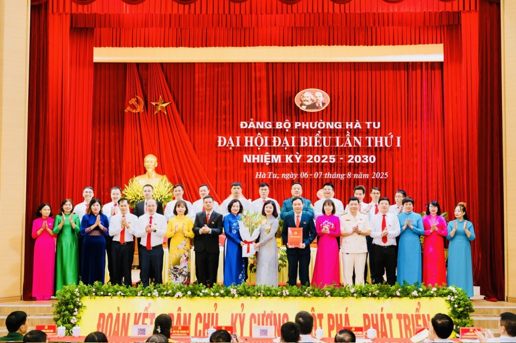 Việc triển khai chính quyền theo mô hình 2 cấp là bước đi đúng đắn, nâng cao hiệu quả chỉ đạo điều hành.