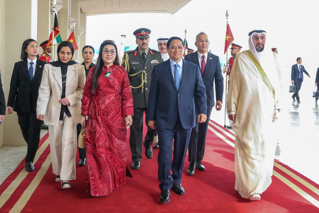Dự kiến trong chuyến thăm Kuwait lần này, Thủ tướng Phạm Minh Chính sẽ có các cuộc hội đàm, hội kiến với Quốc vương Kuwait, Thủ tướng Kuwait, Hoàng Thái tử Kuwait... - Ảnh: VGP/Nhật Bắc Dự kiến trong chuyến thăm Kuwait lần này, Thủ tướng Phạm Minh Chính sẽ có các cuộc hội đàm, hội kiến với Quốc vương Kuwait, Thủ tướng Kuwait, Hoàng Thái tử Kuwait... - Ảnh: VGP/Nhật Bắc
