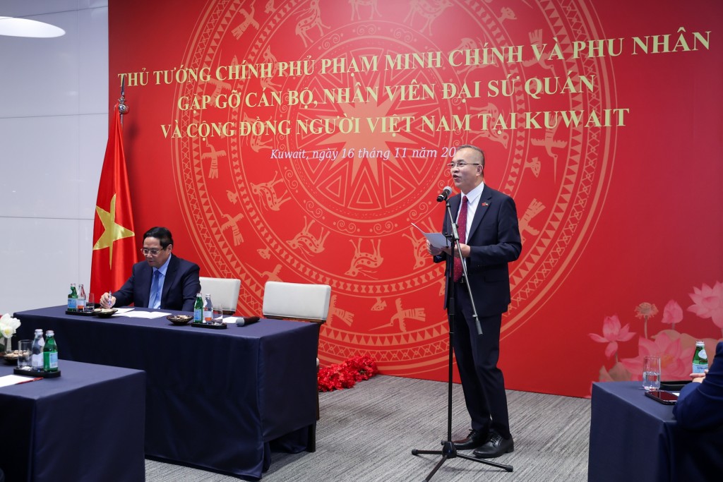 Đại sứ Việt Nam tại Kuwait Nguyễn Đức Thắng bày tỏ niềm phấn khởi của cơ quan đại diện và cộng đồng đón chờ chuyến thăm có ý nghĩa hết sức quan trọng đối với quan hệ Việt Nam-Kuwait của Thủ tướng Chính phủ và Phu nhân - Ảnh: VGP/Nhật Bắc Đại sứ Việt Nam tại Kuwait Nguyễn Đức Thắng bày tỏ niềm phấn khởi của cơ quan đại diện và cộng đồng đón chờ chuyến thăm có ý nghĩa hết sức quan trọng đối với quan hệ Việt Nam-Kuwait của Thủ tướng Chính phủ và Phu nhân - Ảnh: VGP/Nhật Bắc