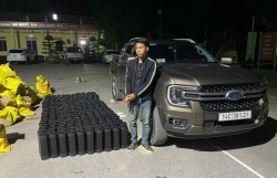 Bắt giữ đối tượng vận chuyển trái phép 224 bình khí
