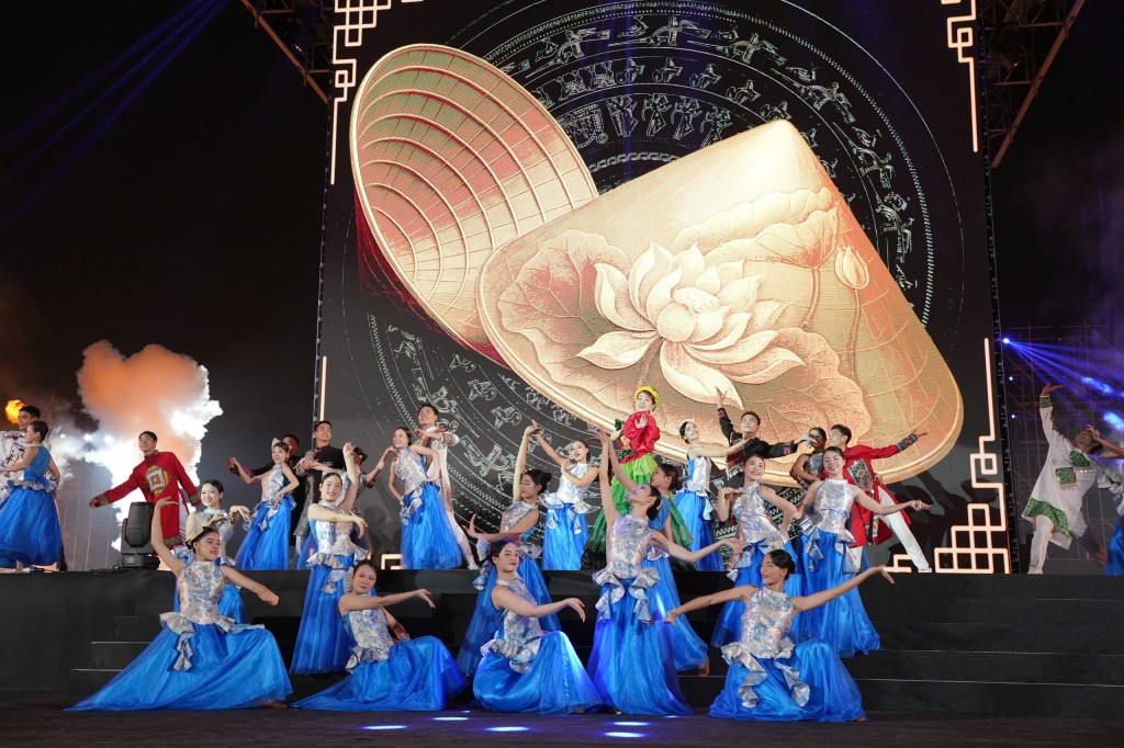 Rực rỡ sắc màu di sản tại Festival Thăng Long - Hà Nội 2025