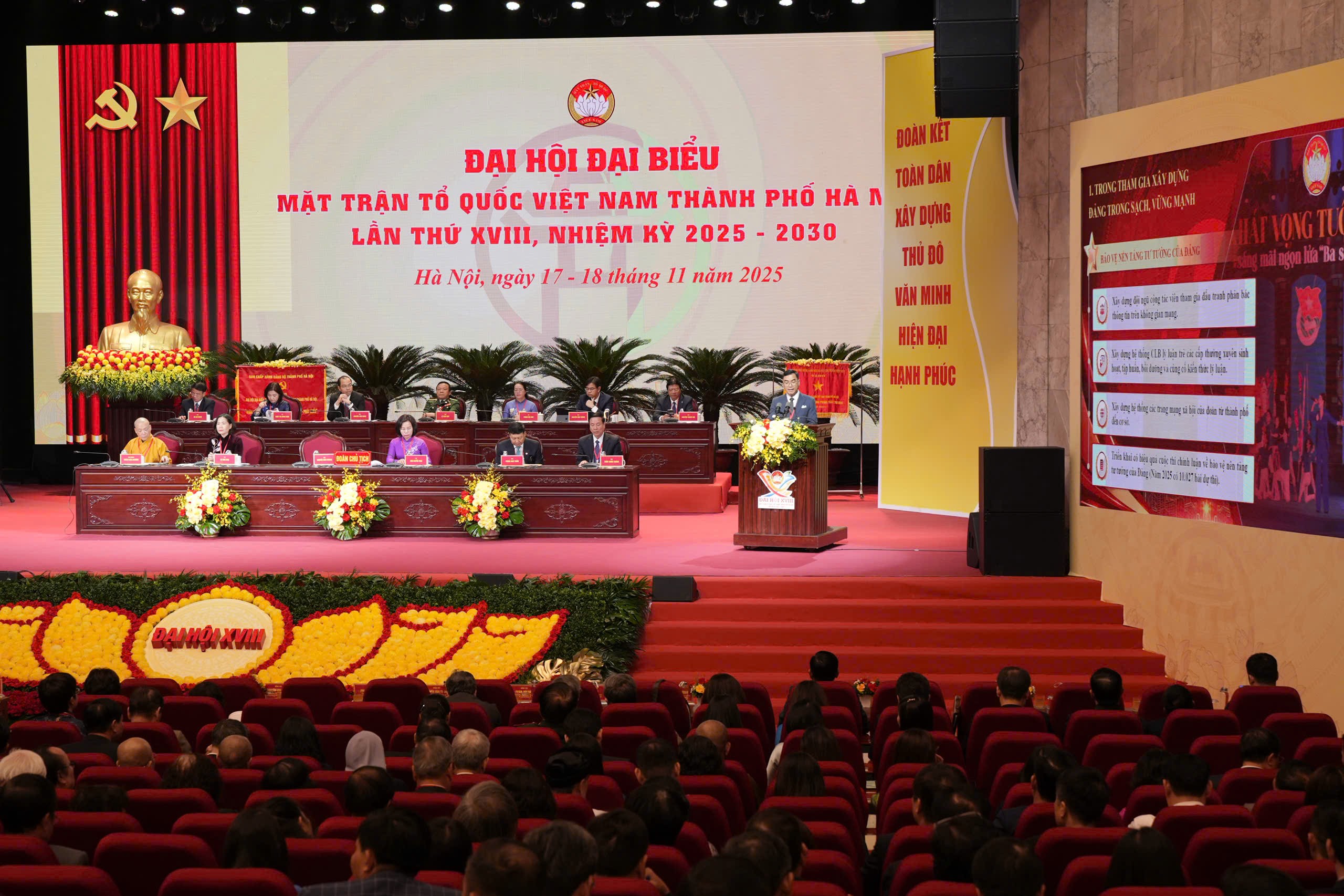 Tuổi trẻ Thủ đô tiên phong, xung kích trong kỷ nguyên mới Tuổi trẻ Thủ đô tiên phong, xung kích trong kỷ nguyên mới